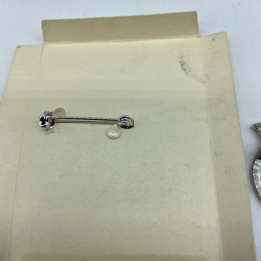Vintage Silver Tone Cat Eye Glasses Pin with Faux Diamonds Eyeglass Holster 2 - Picture 5 of 5